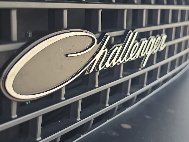 Used 2023 Dodge Challenger R/T Scat Pack RWD image 9