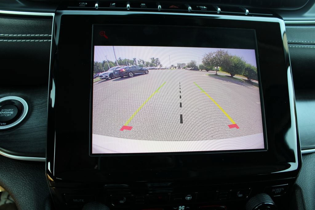Used 2022 Jeep Grand Cherokee L Limited AWD/4WD image 22