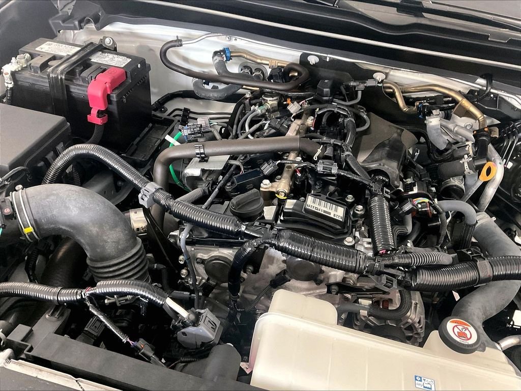 Certified 2025 Toyota Tacoma SR RWD image 34
