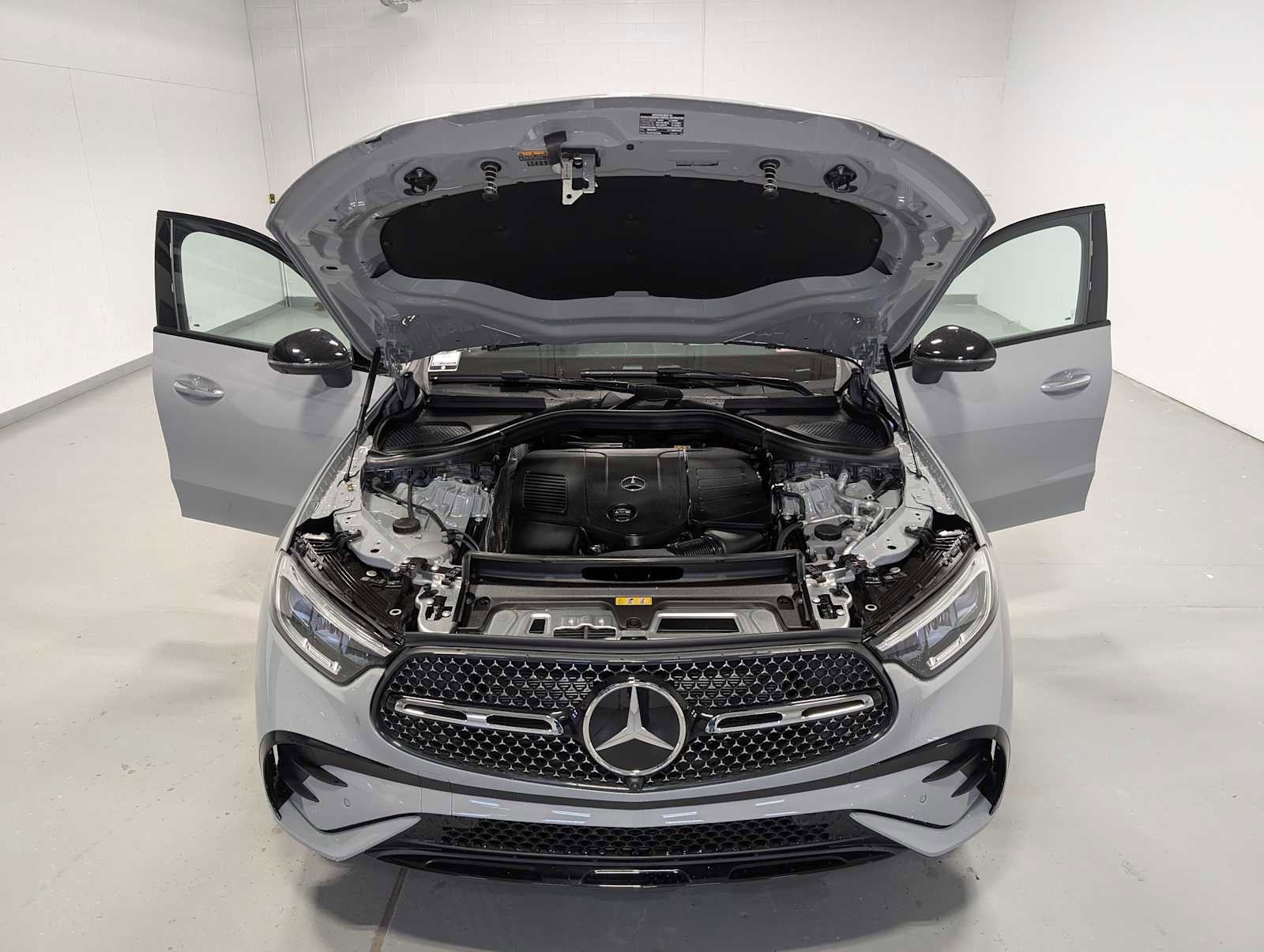 New 2026 Mercedes-Benz GLC 300 GLC 300 image 11