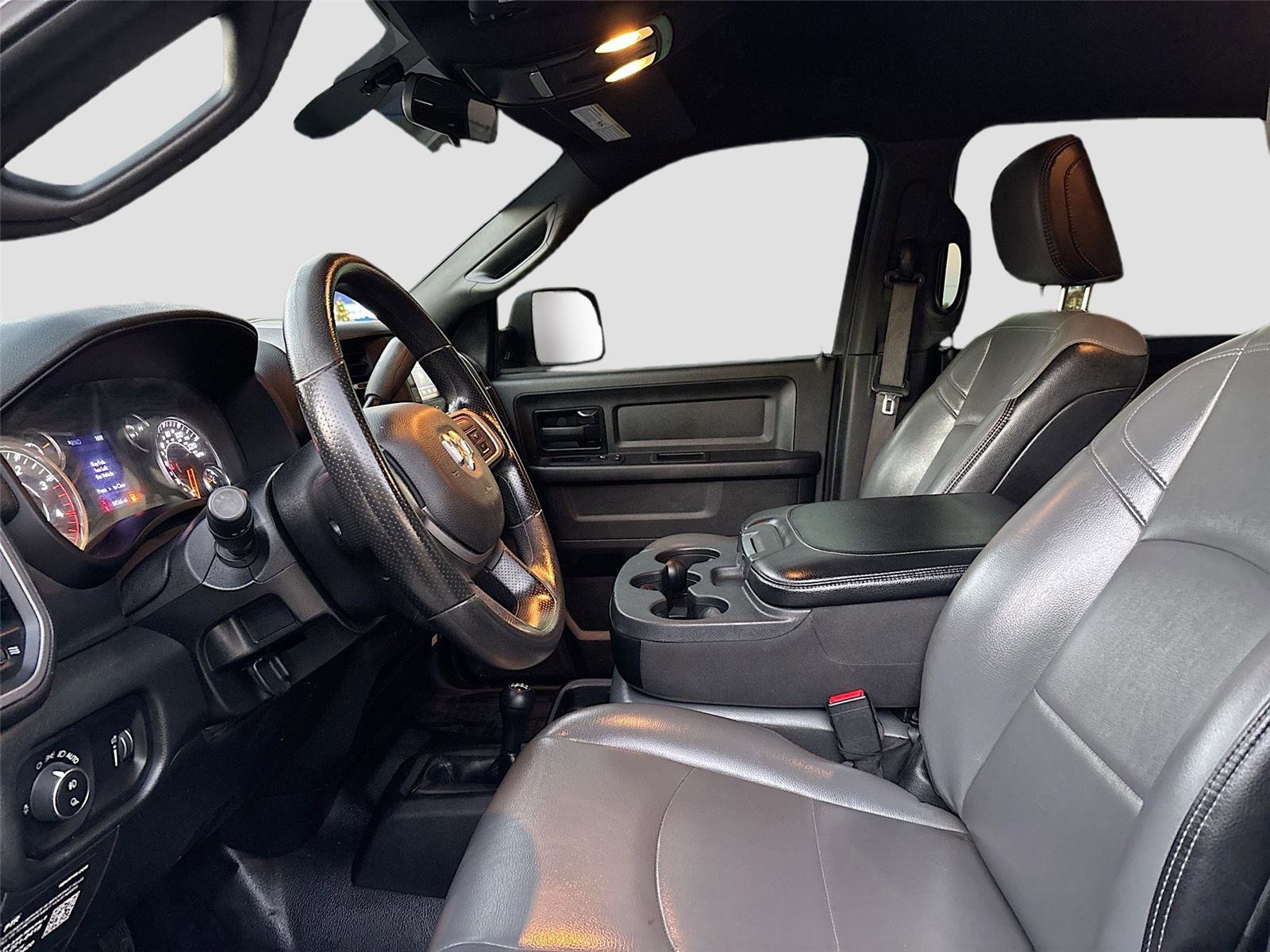 Used 2022 RAM 2500 Tradesman w/ Chrome Appearance Group image 21