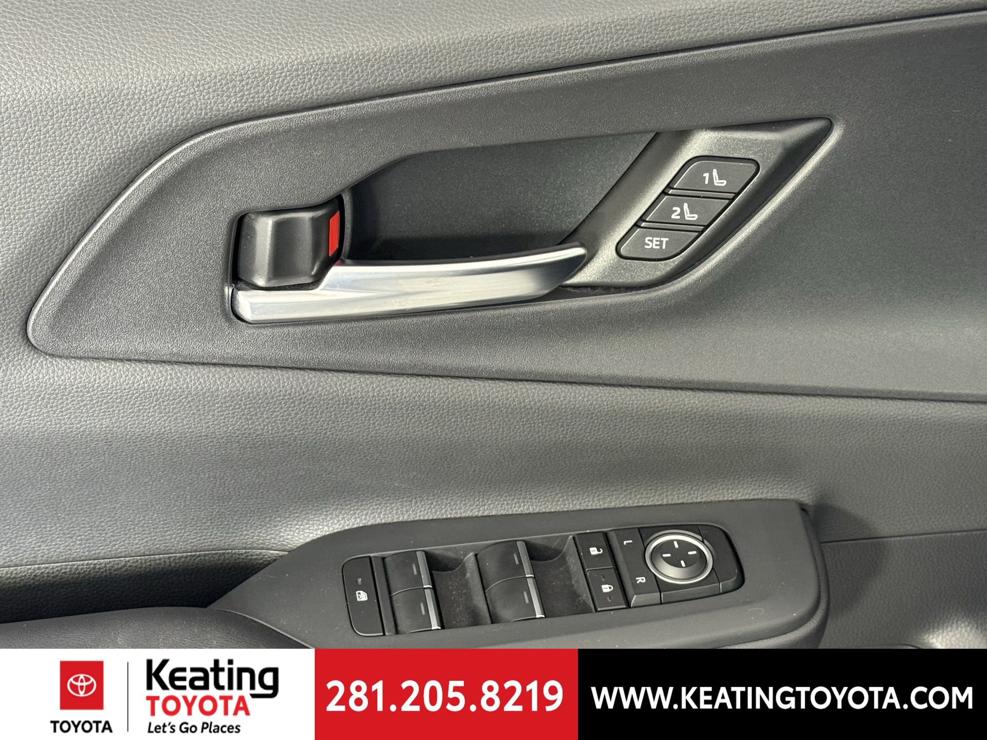 Used 2024 Toyota Prius Prime Premium image 12