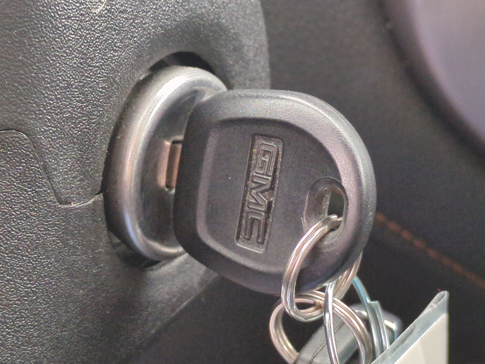 Certified 2022 GMC Canyon AT4 AWD/4WD image 17