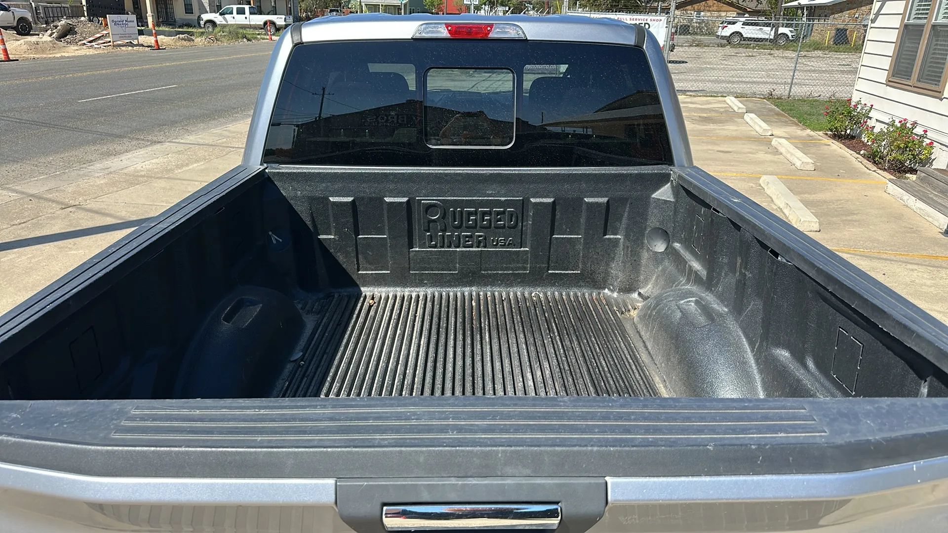 Used 2020 Ford F150 XLT w/ Equipment Group 302A Luxury AWD/4WD image 5