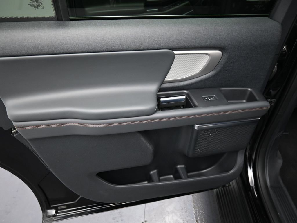 Certified 2025 Ford Expedition Max Active AWD/4WD image 24