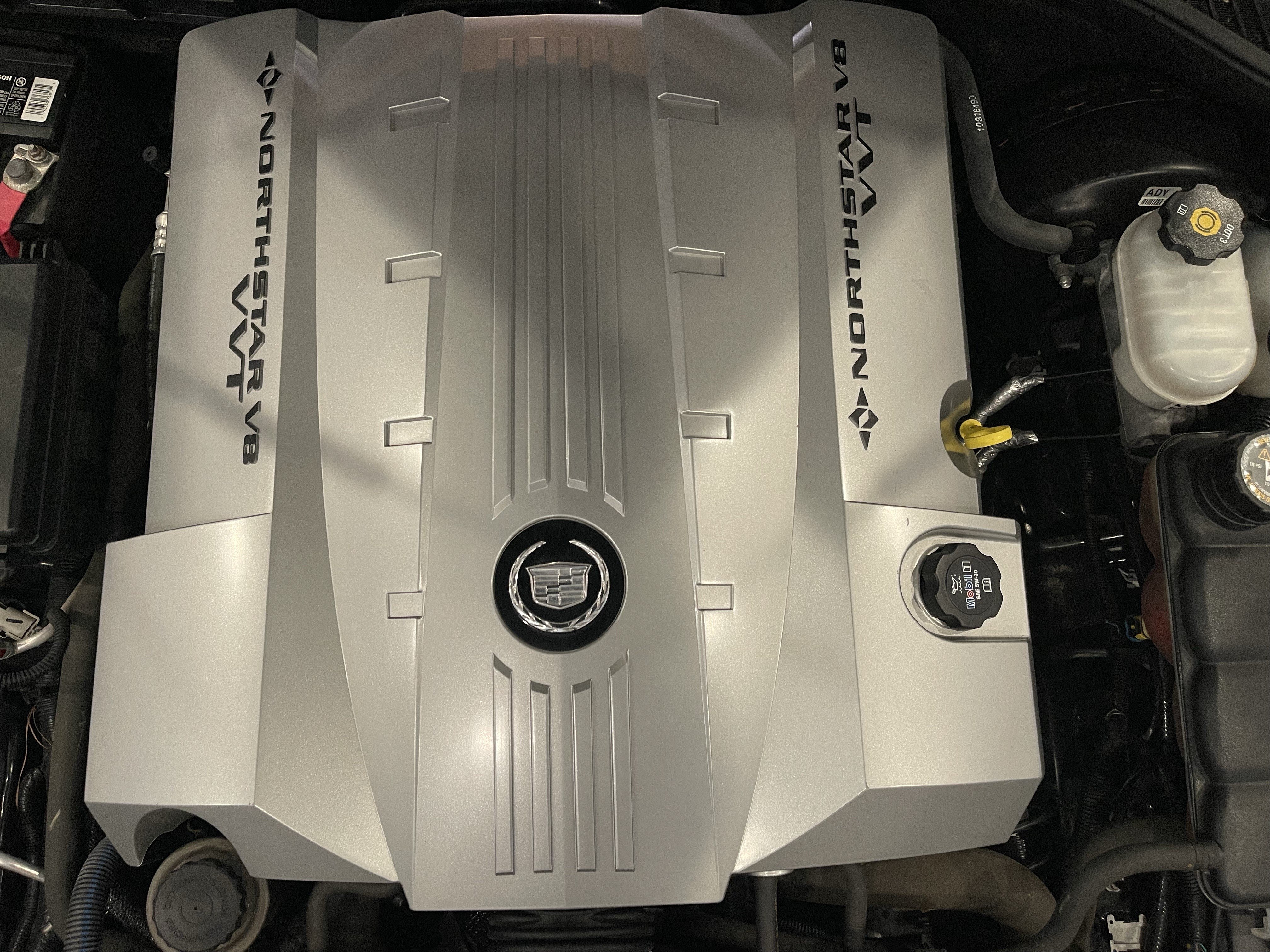 Used 2006 Cadillac XLR RWD image 21