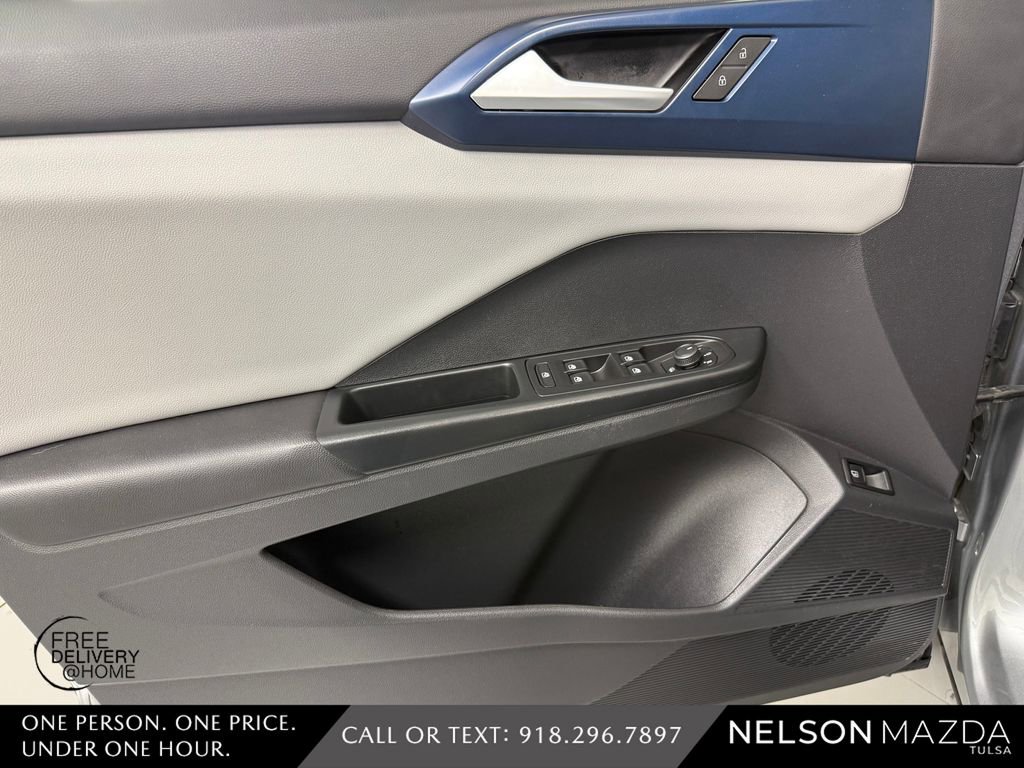 Used 2022 Volkswagen Taos SE image 19