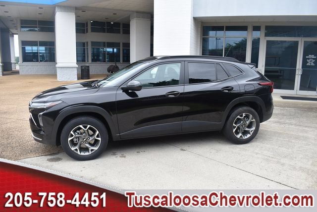Certified 2025 Chevrolet Trax LT FWD image 6