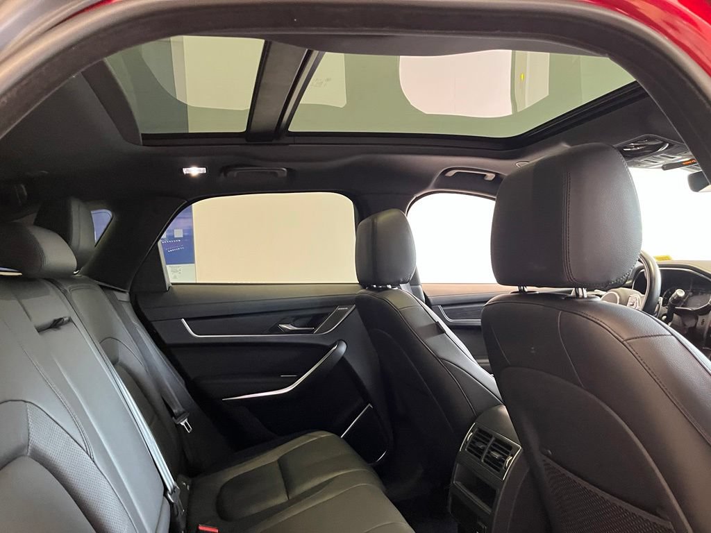 Used 2022 Jaguar F-PACE S AWD/4WD image 29