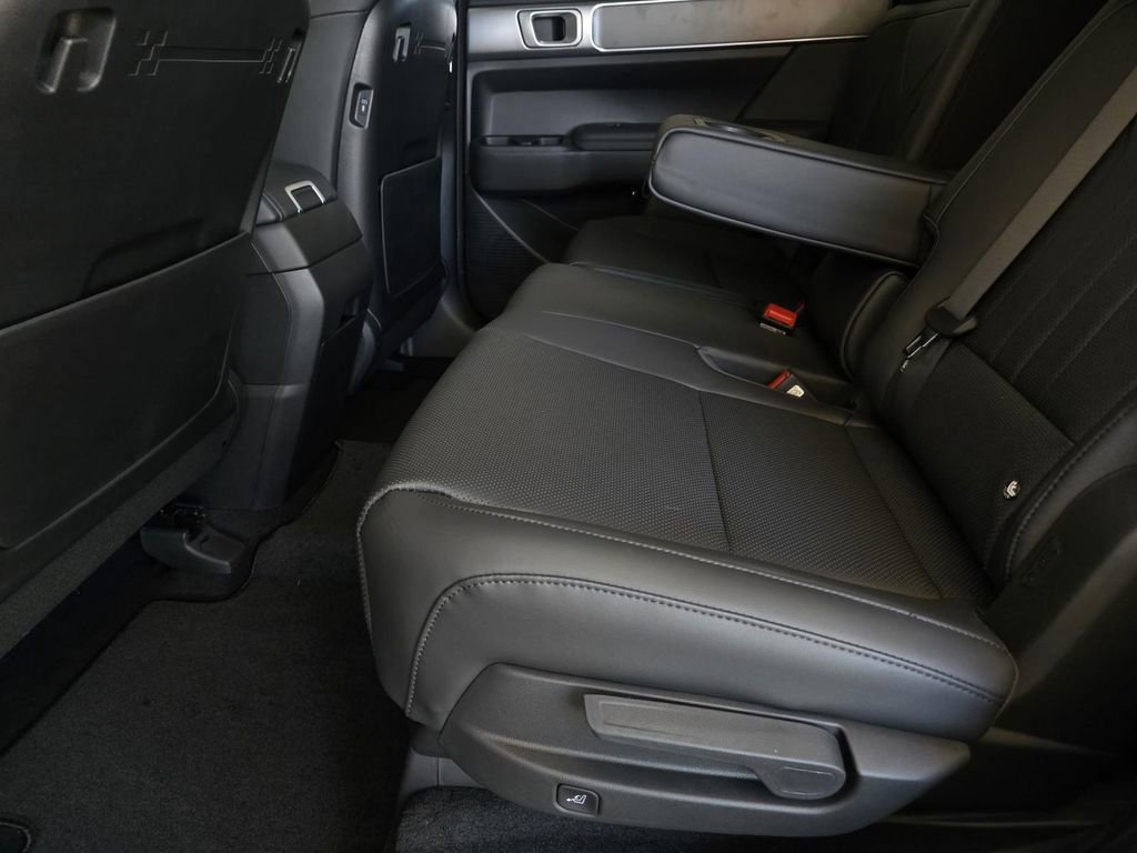 New 2025 Hyundai Santa Fe XRT AWD/4WD image 15