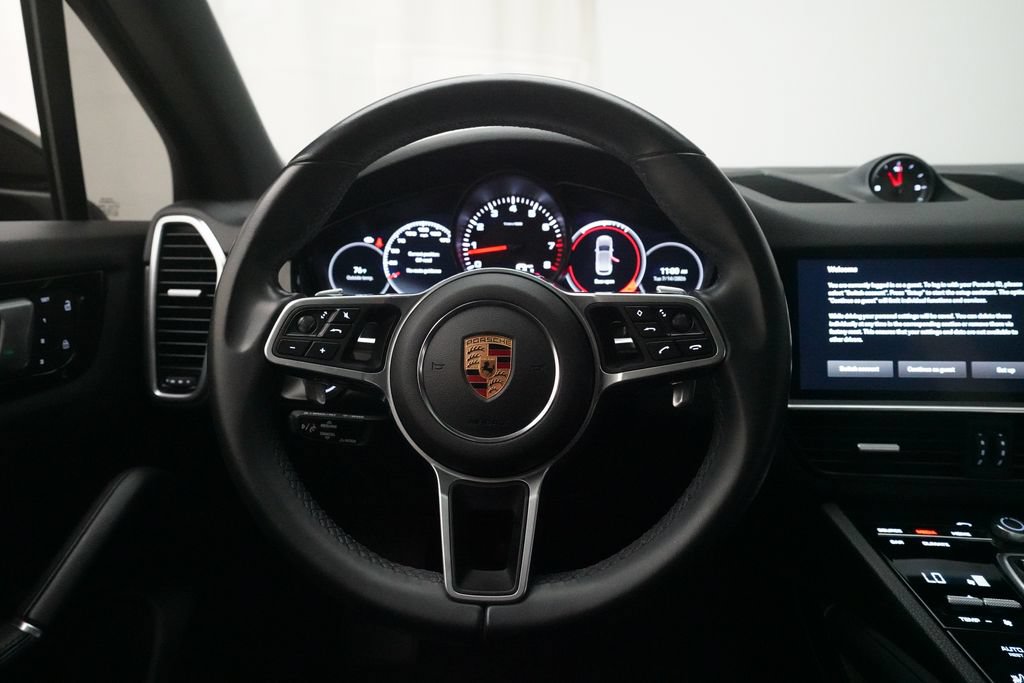 Certified 2022 Porsche Cayenne AWD/4WD image 20