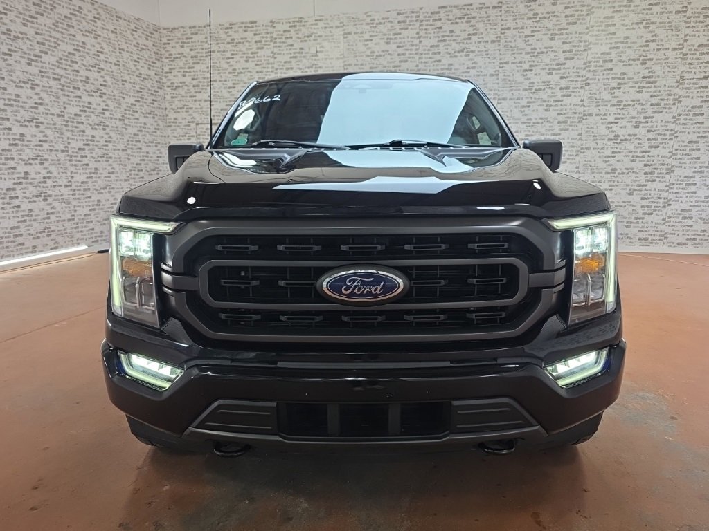 Used 2022 Ford F150 XLT image 2