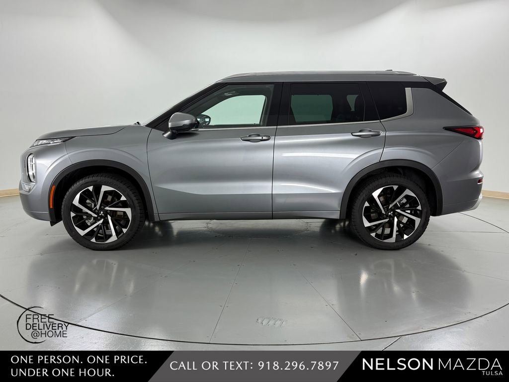 Used 2022 Mitsubishi Outlander SEL AWD/4WD image 9