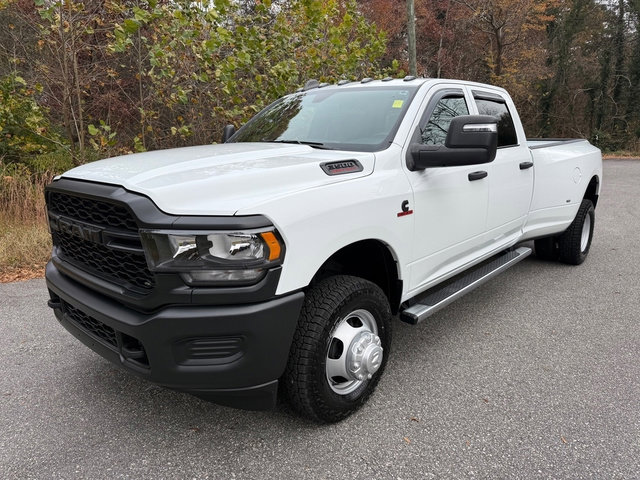 Used 2024 RAM 3500 Tradesman image 2