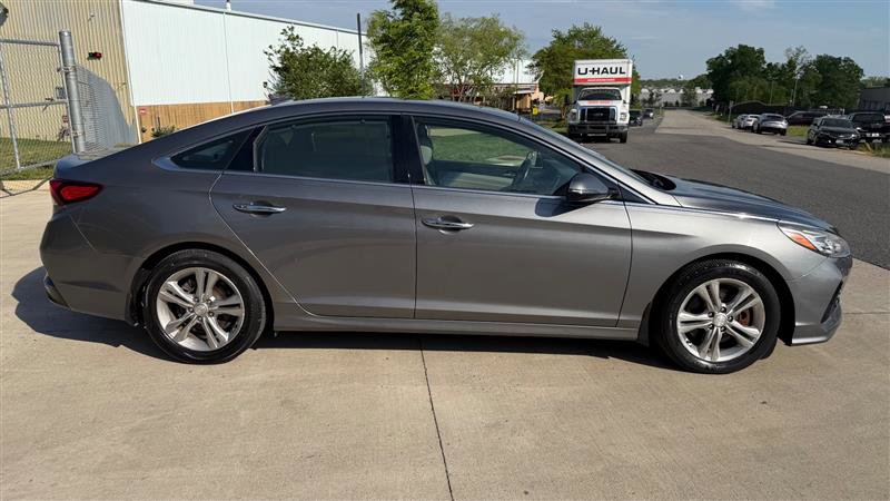 Used 2018 Hyundai Sonata Limited w/ Limited Ultimate Package 03 FWD image 6