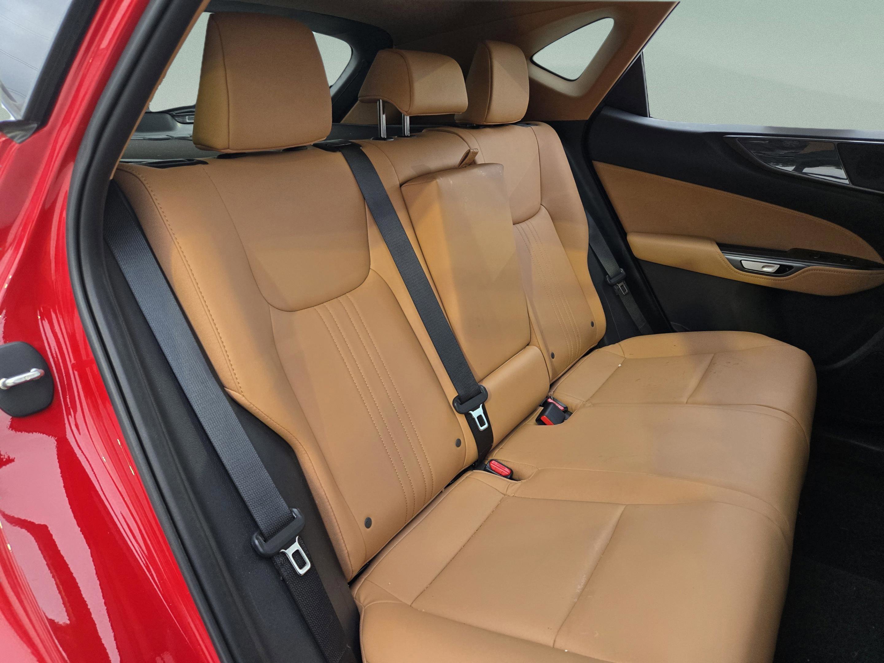 Used 2025 Lexus NX 250 FWD w/ Accessory Package (Z1) image 18