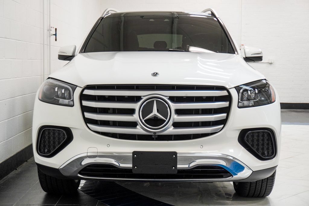 Used 2024 Mercedes-Benz GLS 450 4MATIC image 12
