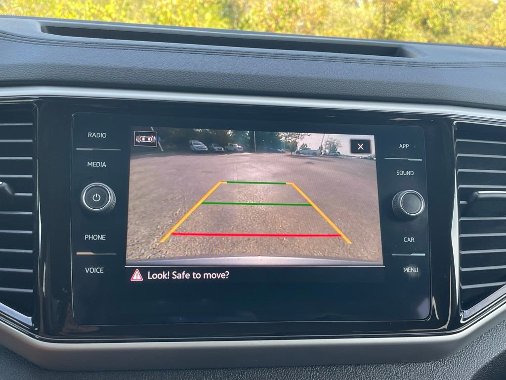 Used 2023 Volkswagen Atlas SE image 42