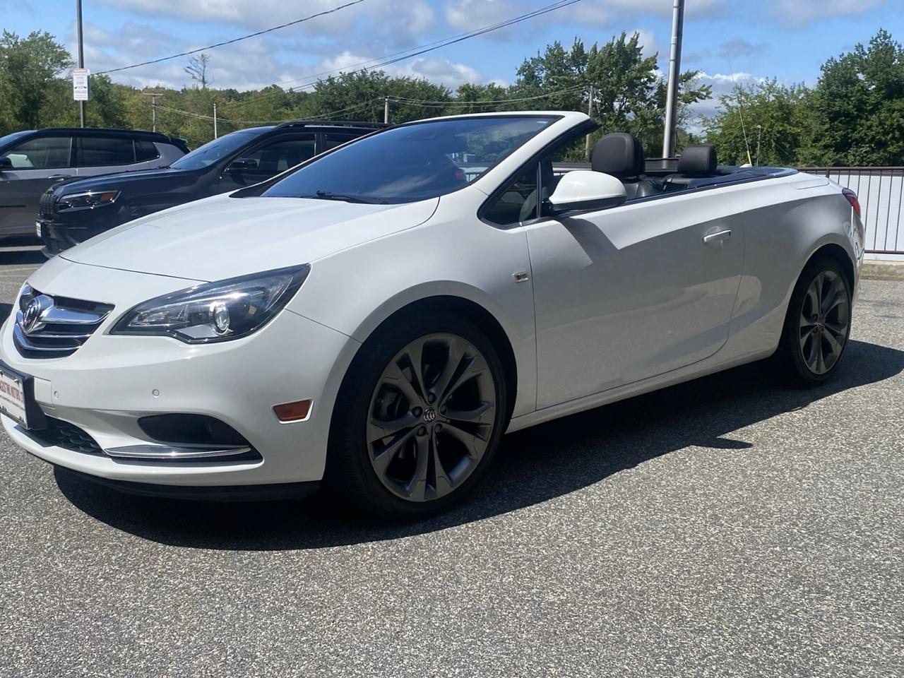 Used 2019 Buick Cascada Premium FWD image 4