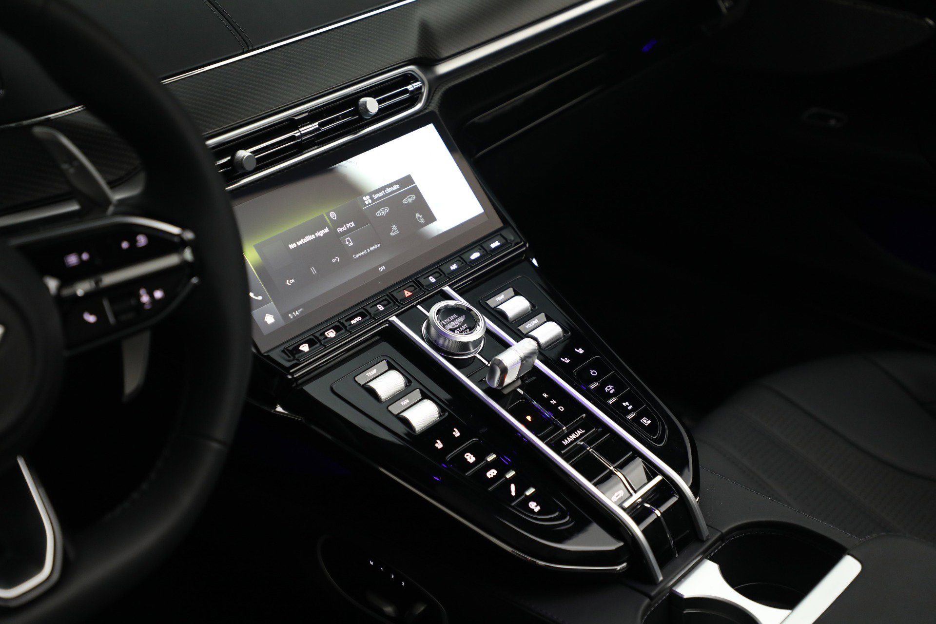 New 2026 Aston Martin V8 Vantage Roadster image 36