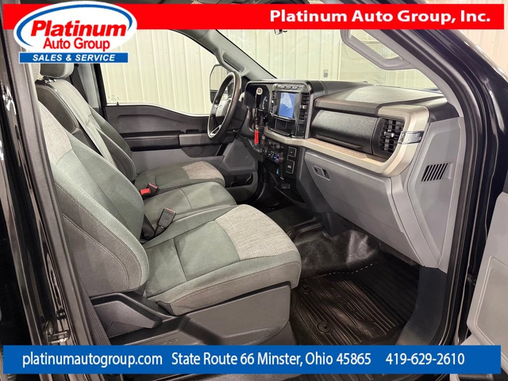 Used 2024 Ford F250 XLT w/ FX4 Off-Road Package AWD/4WD image 37