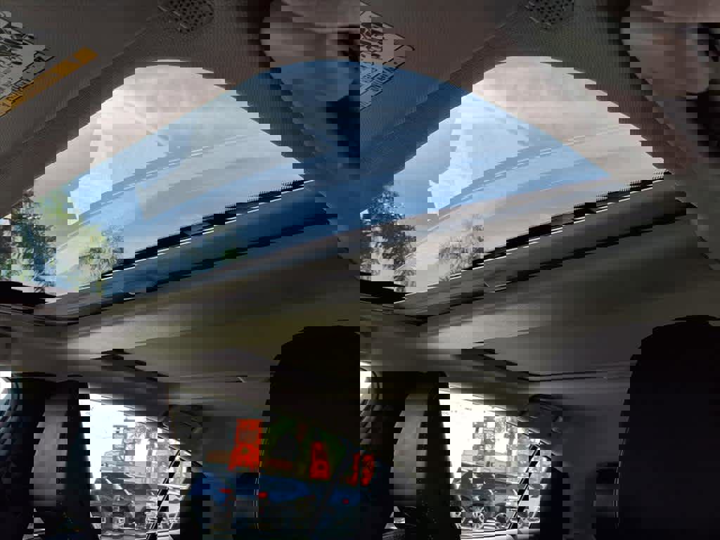 Used 2024 Toyota Prius XLE image 24