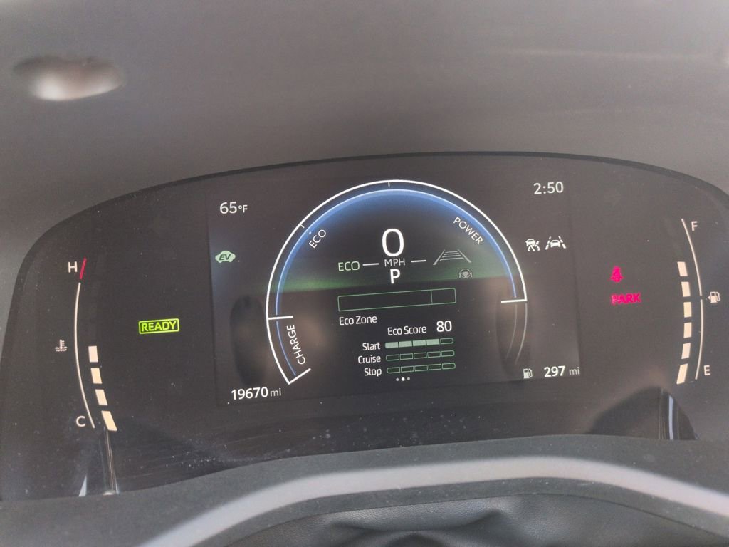 Certified 2025 Toyota Camry SE AWD/4WD image 15