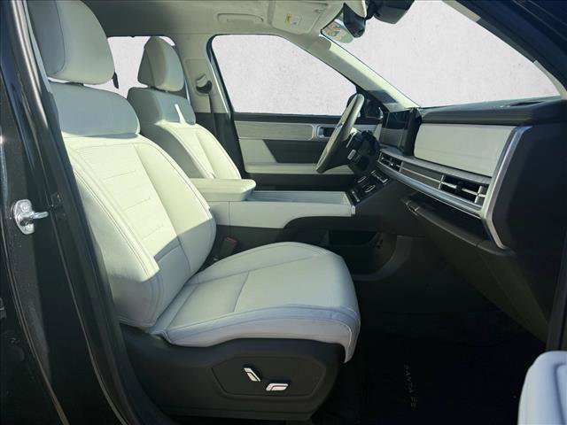 Certified 2025 Hyundai Santa Fe Calligraphy image 22