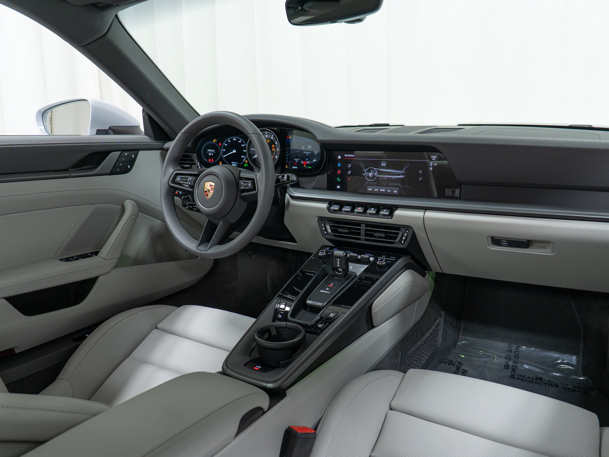 Certified 2024 Porsche 911 Carrera RWD image 21