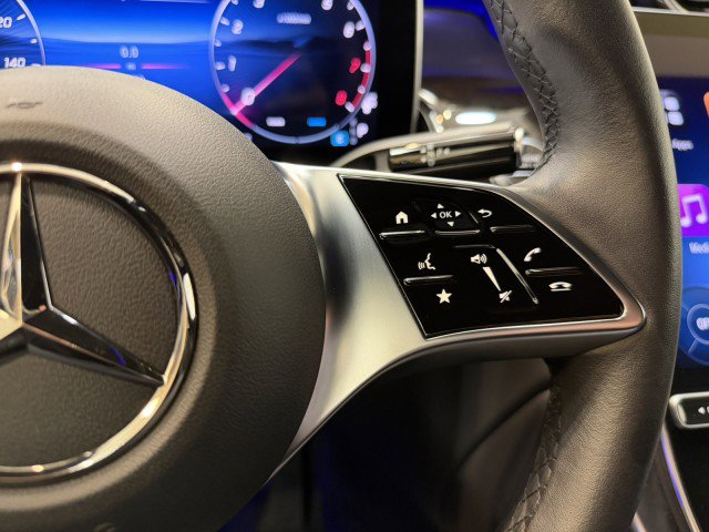 Certified 2025 Mercedes-Benz GLC 300 image 21