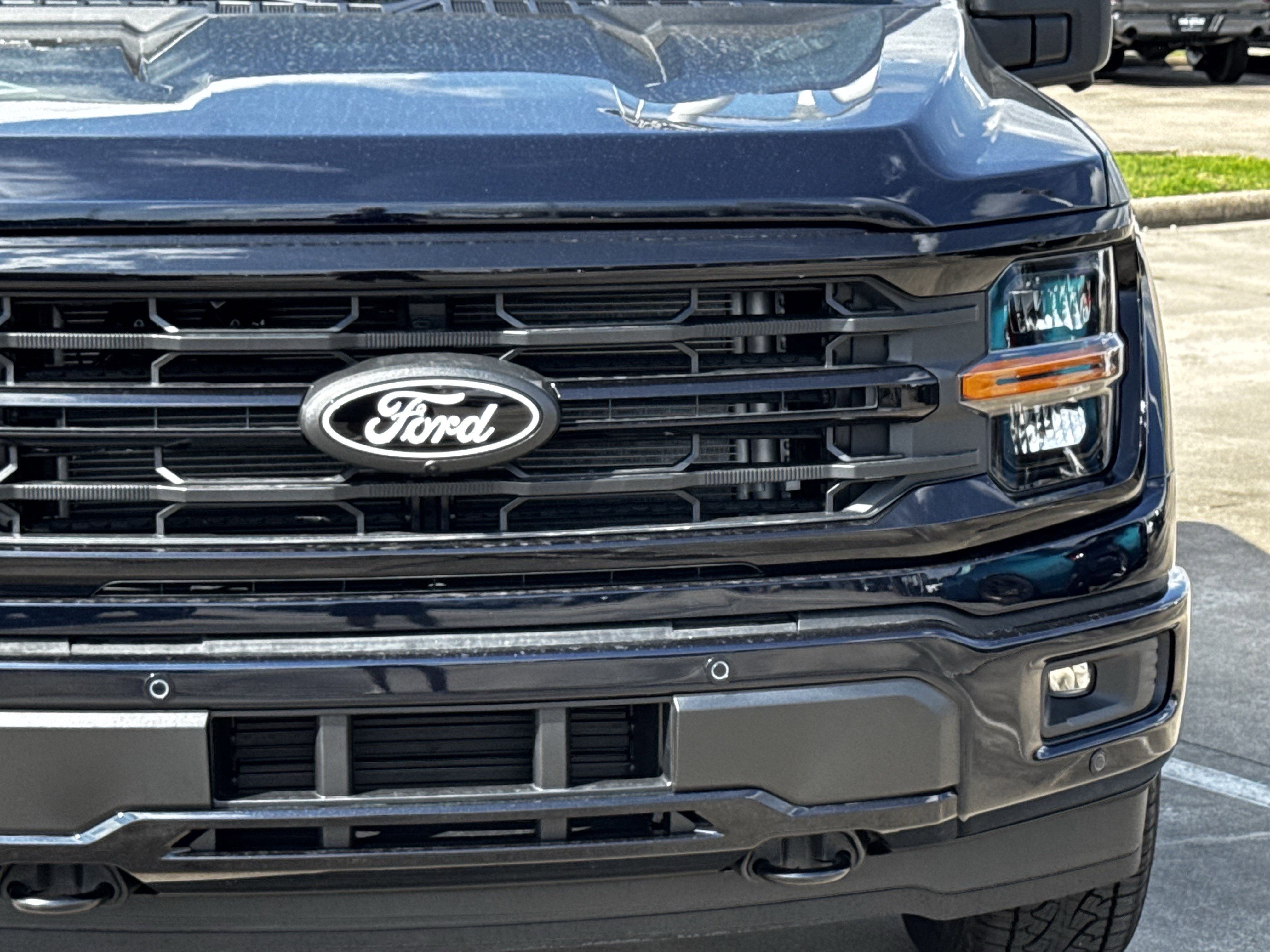 New 2026 Ford F150 XLT w/ Equipment Group 302A MID AWD/4WD image 5