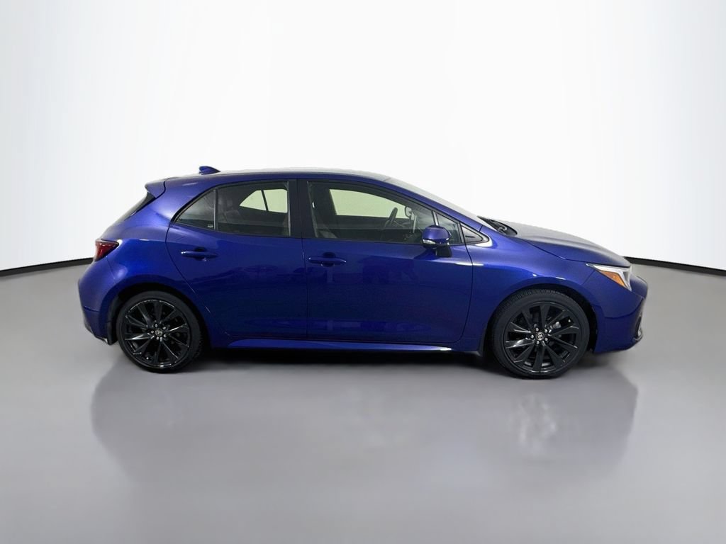Used 2025 Toyota Corolla XSE FWD image 8