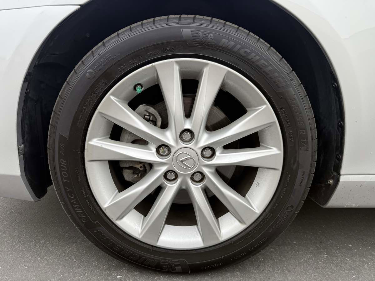 Used 2012 Lexus ES 350 image 9