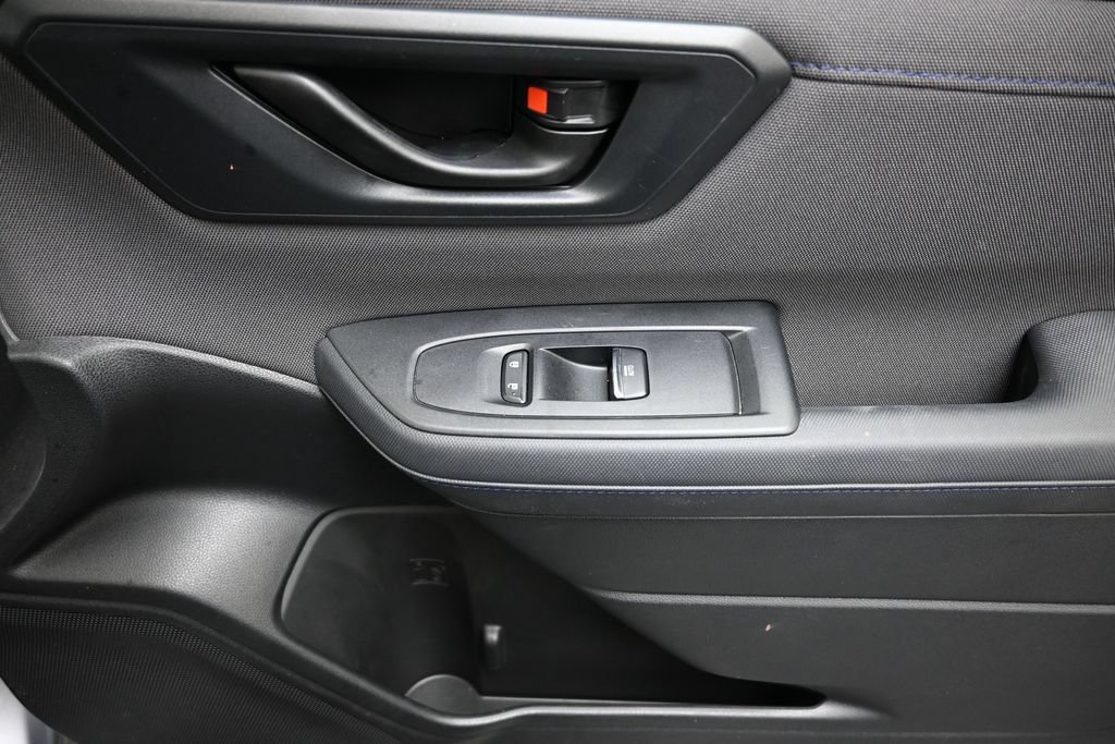Certified 2025 Subaru Forester Premium AWD/4WD image 11