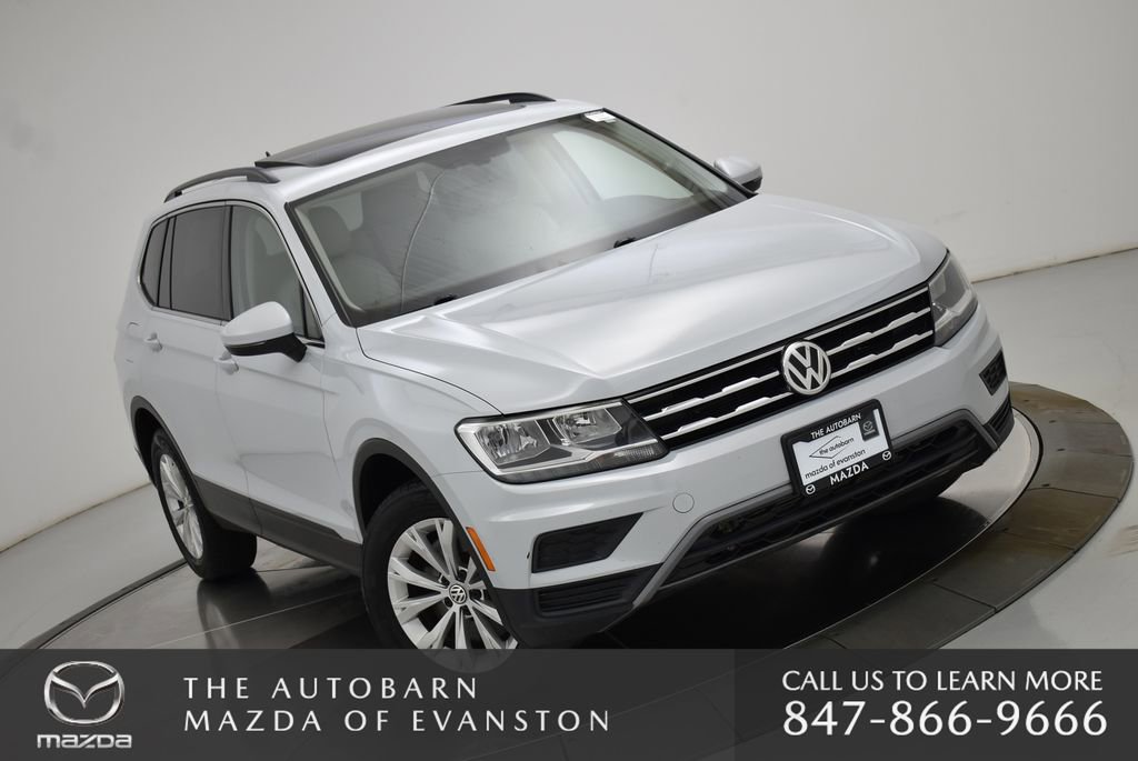 Used 2019 Volkswagen Tiguan SE w/ Panoramic Sunroof Package AWD/4WD image 2