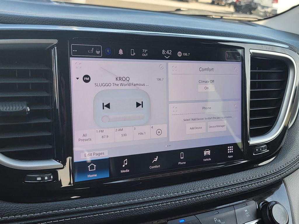 Certified 2023 Chrysler Pacifica Touring-L image 28