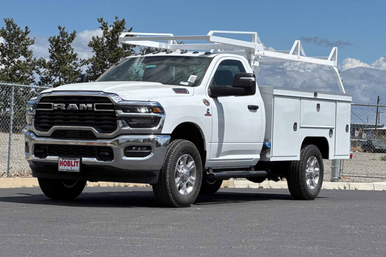 New 2026 RAM 3500 Tradesman w/ Chrome Appearance Group A RWD image 7