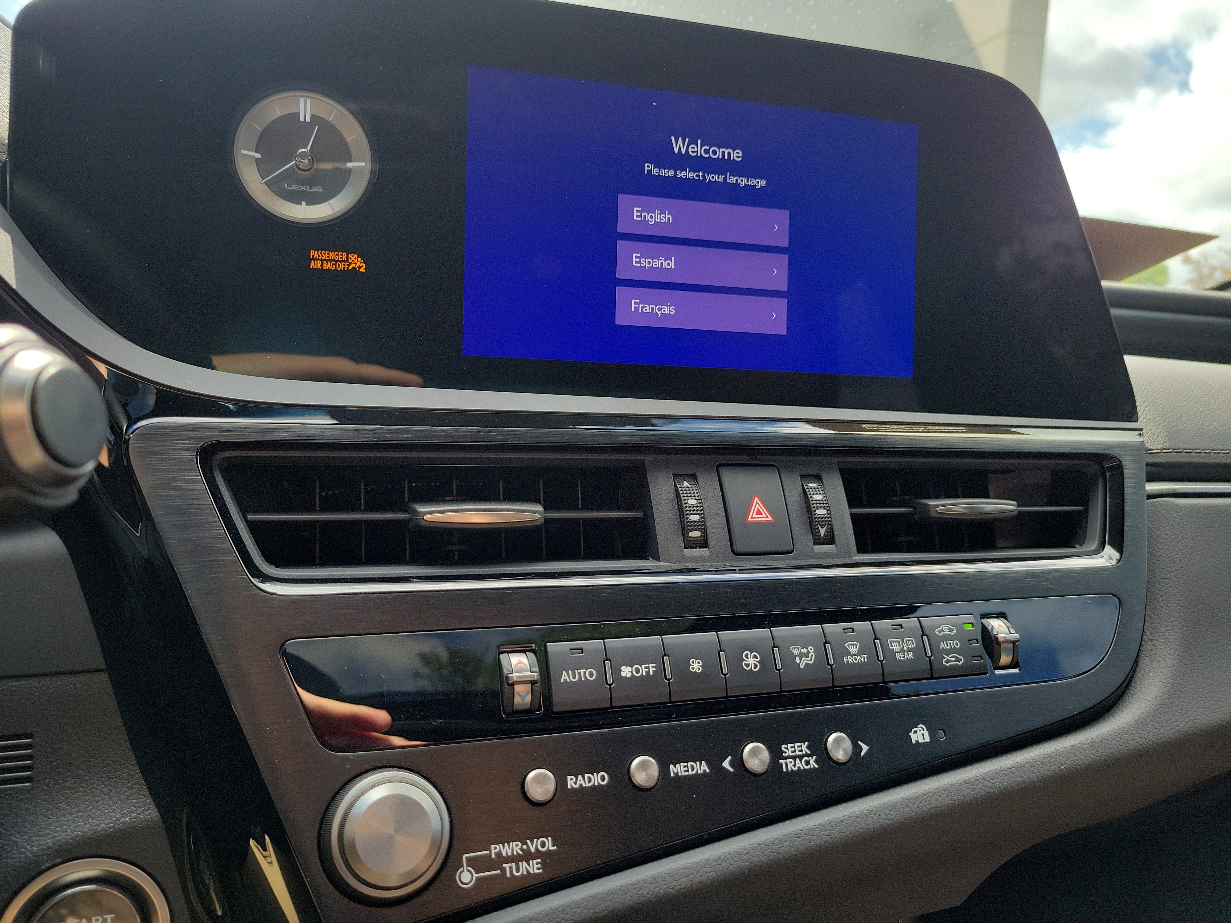 Certified 2023 Lexus ES 350 w/ Premium Package image 25