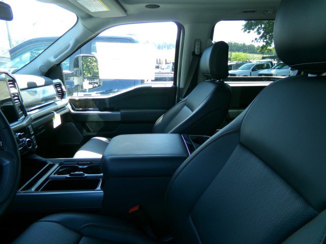New 2026 Ford F250 Lariat image 9