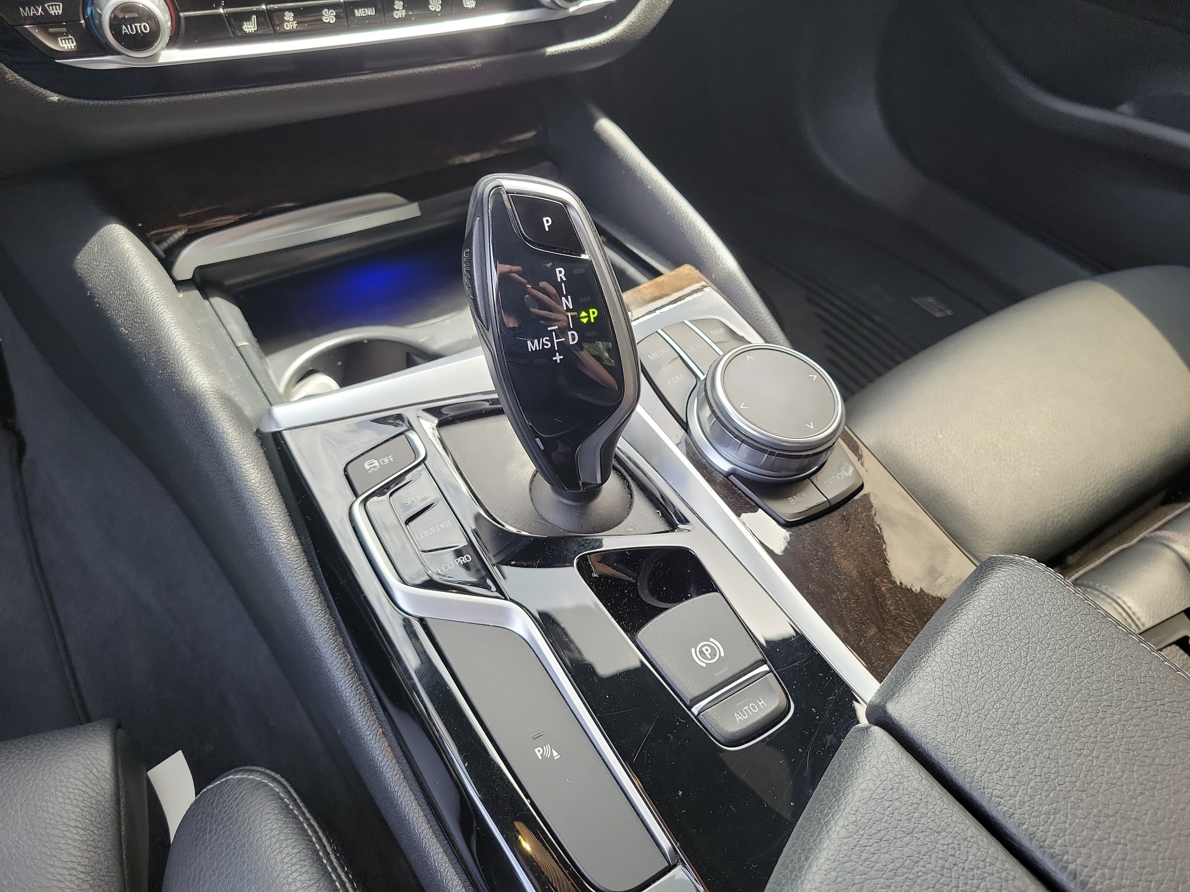 Used 2019 BMW 540i w/ Convenience Package RWD image 22