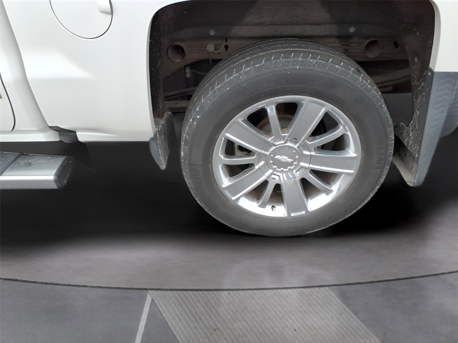 Used 2016 Chevrolet Silverado 1500 High Country image 10