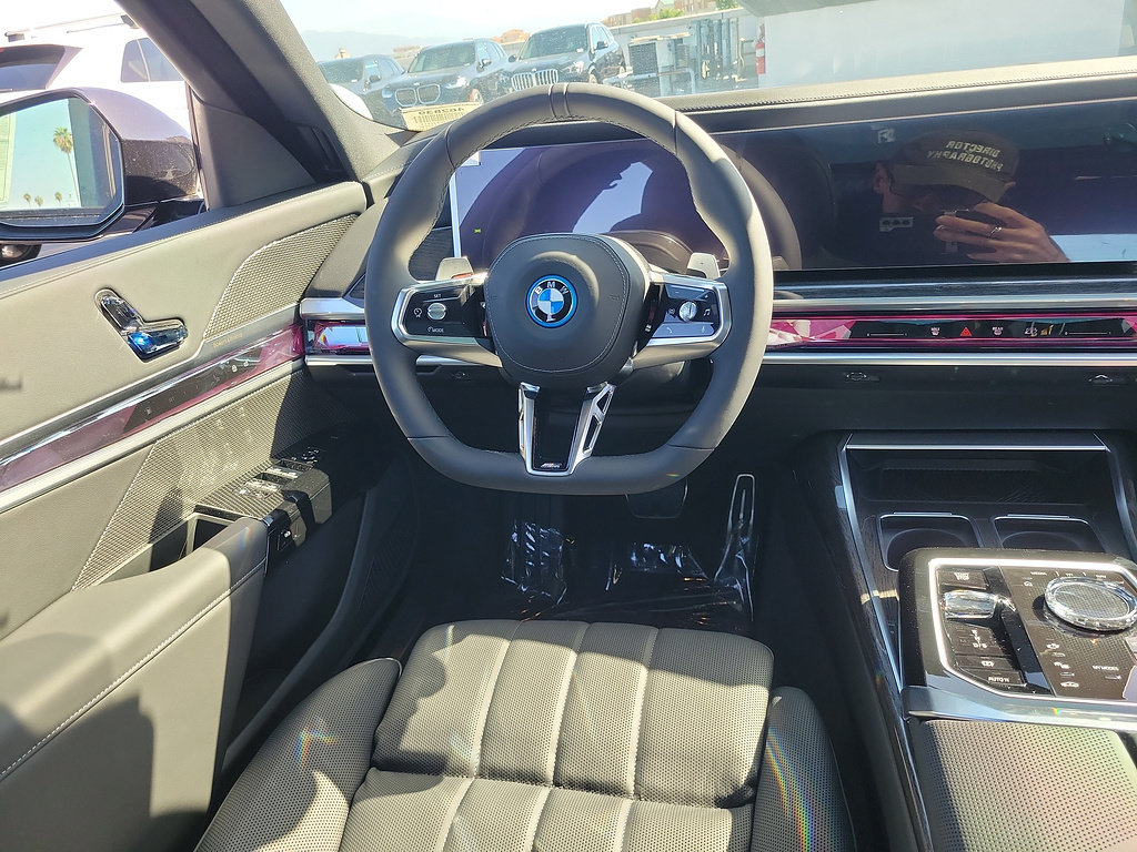 New 2026 BMW 750e xDrive AWD/4WD image 12