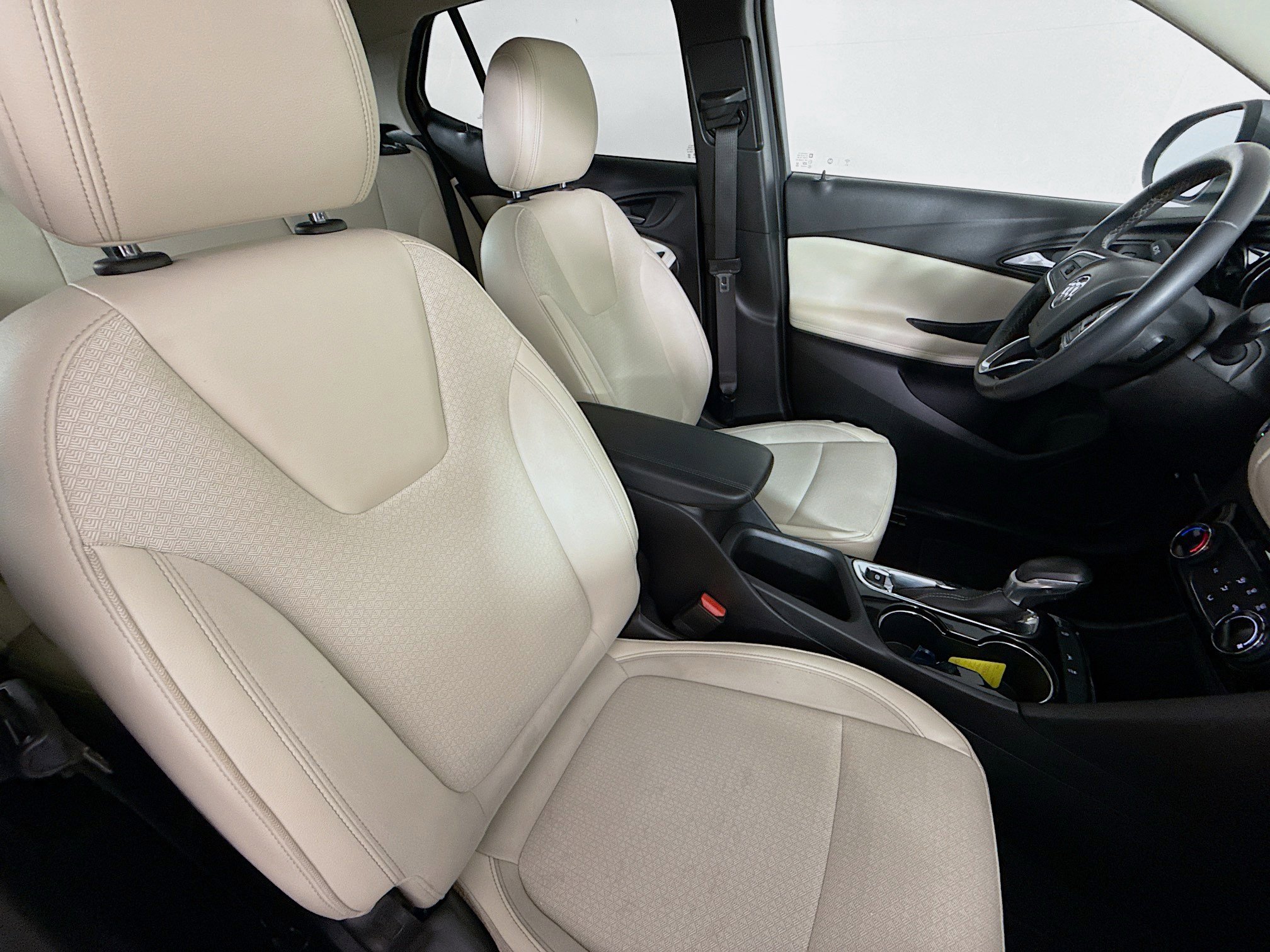 Used 2020 Buick Encore GX Preferred image 33