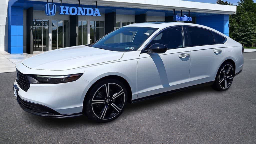 Used 2023 Honda Accord Sport image 4
