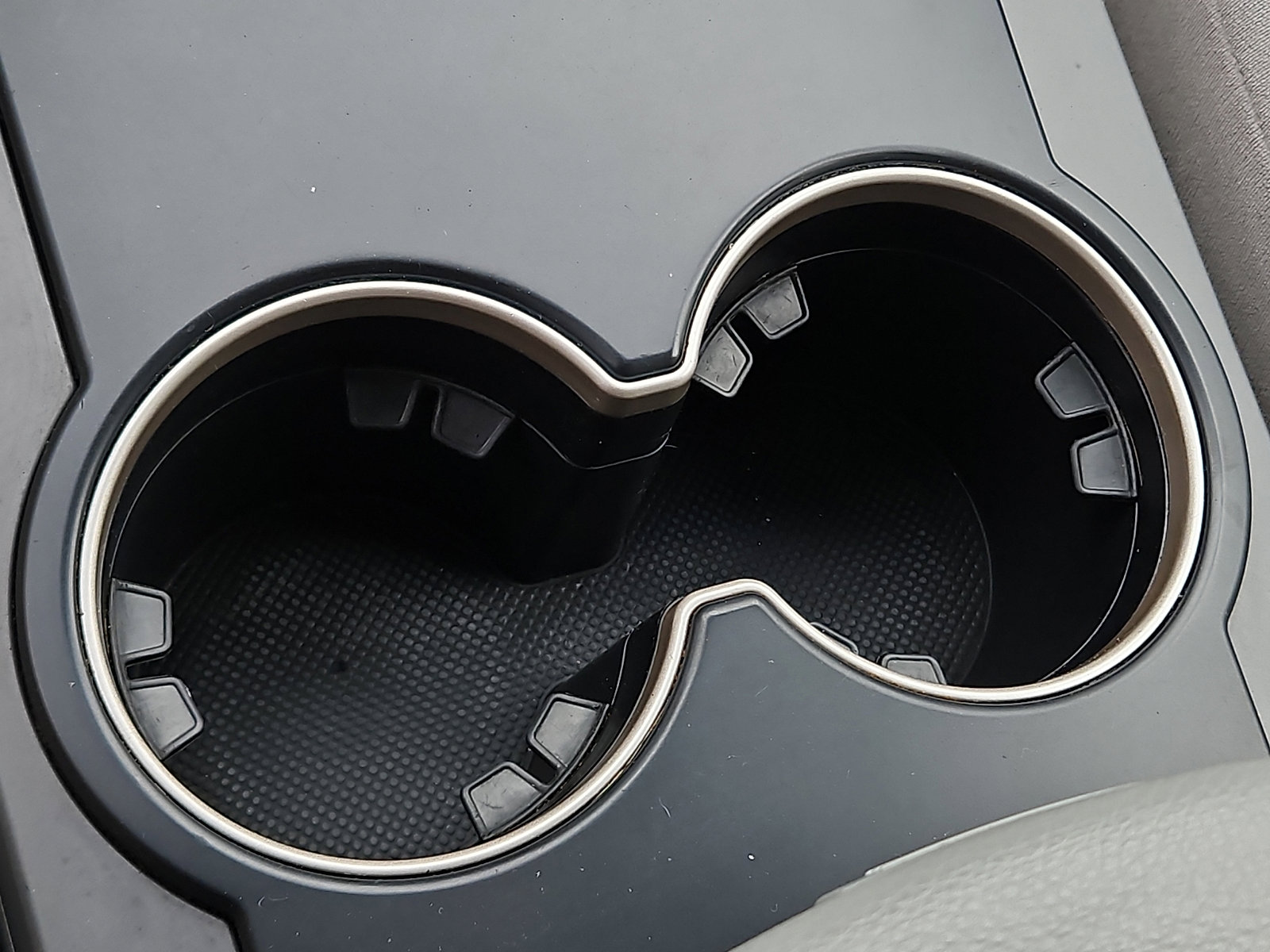 Used 2009 Kia Borrego EX image 25