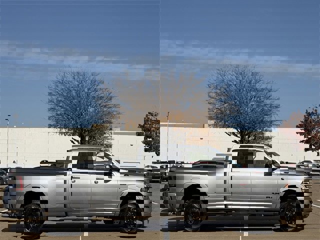 Used 2020 RAM 3500 Laramie w/ Night Edition image 3