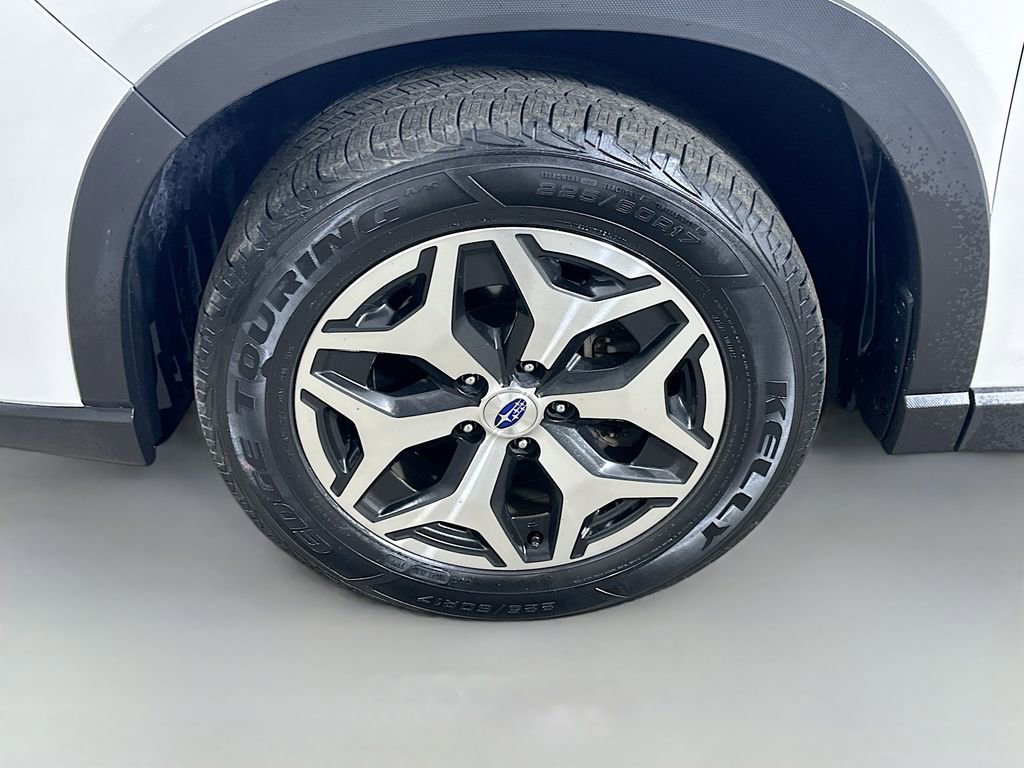 Used 2023 Subaru Forester Premium AWD/4WD image 8