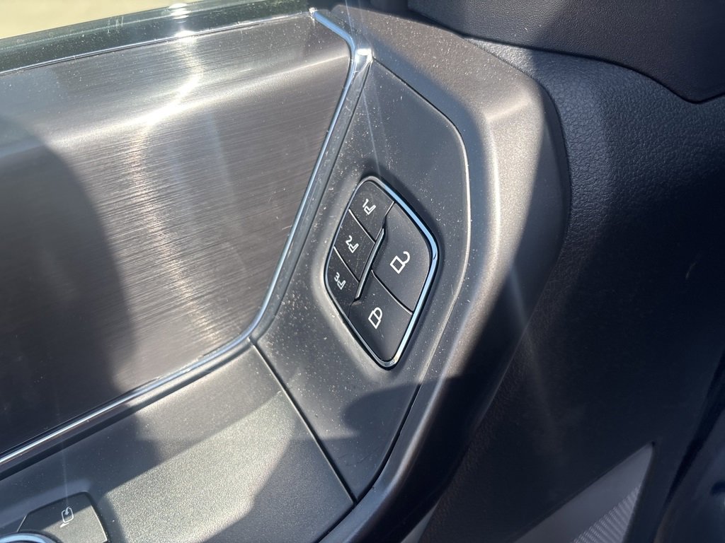 New 2025 Ford F150 Lariat image 17