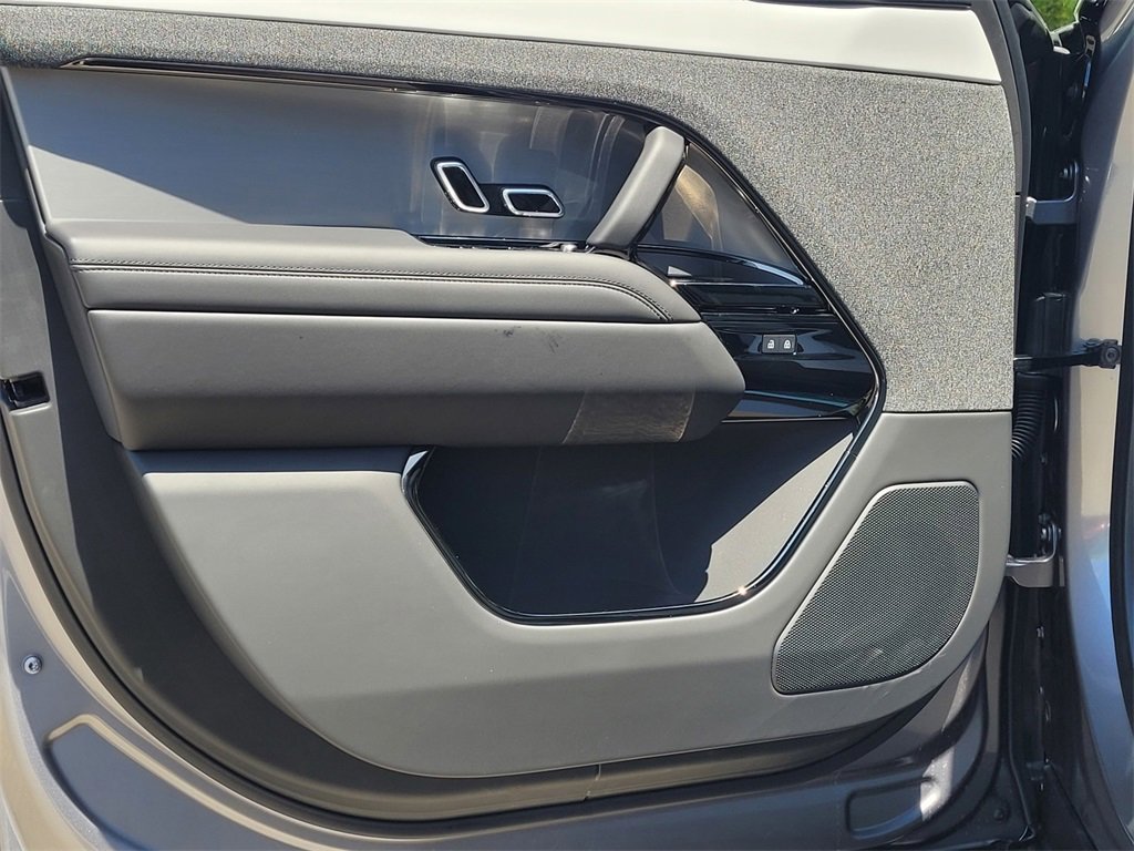 New 2025 Land Rover Range Rover Sport Dynamic SE image 10