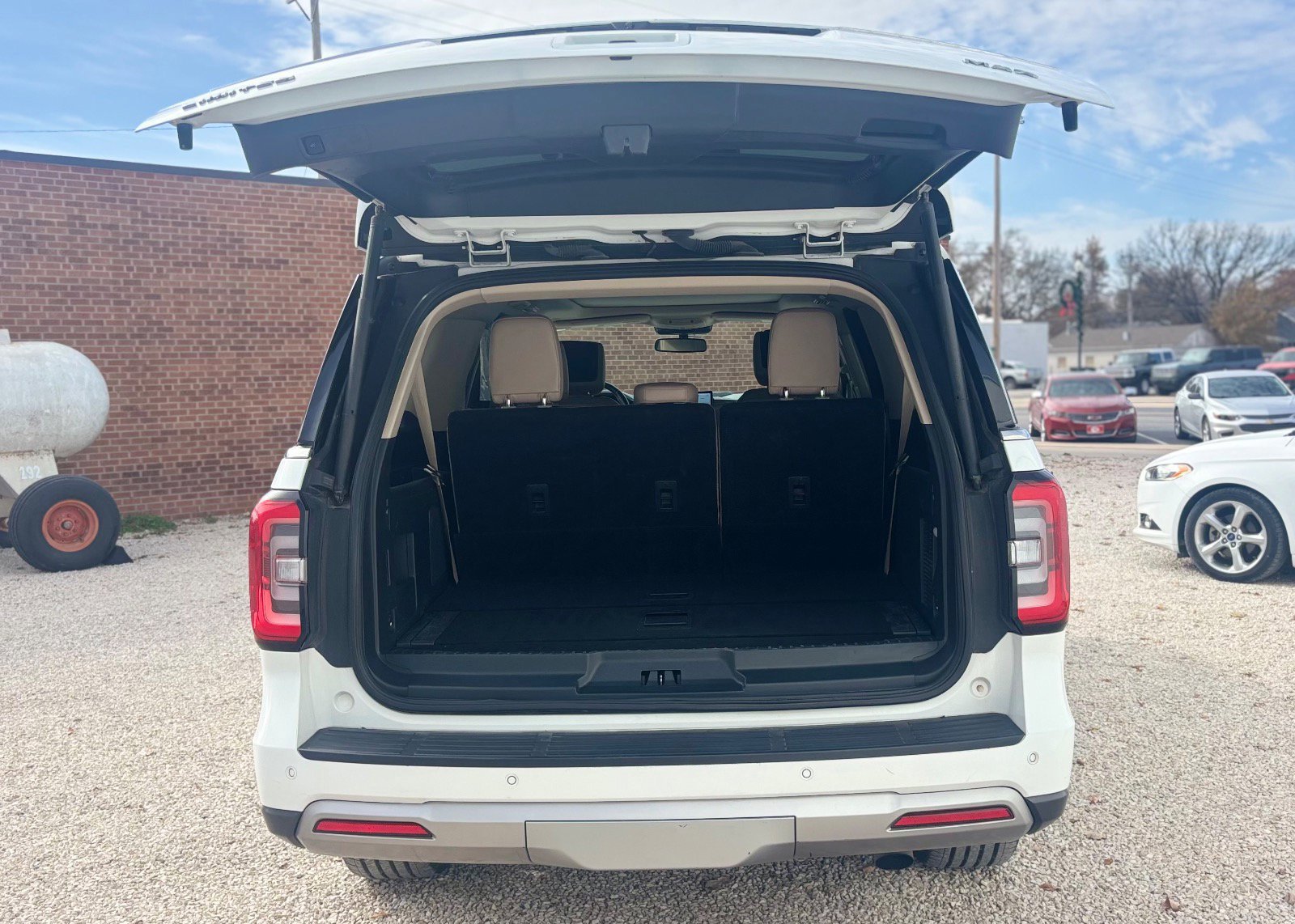 Certified 2023 Ford Expedition Max Limited image 5